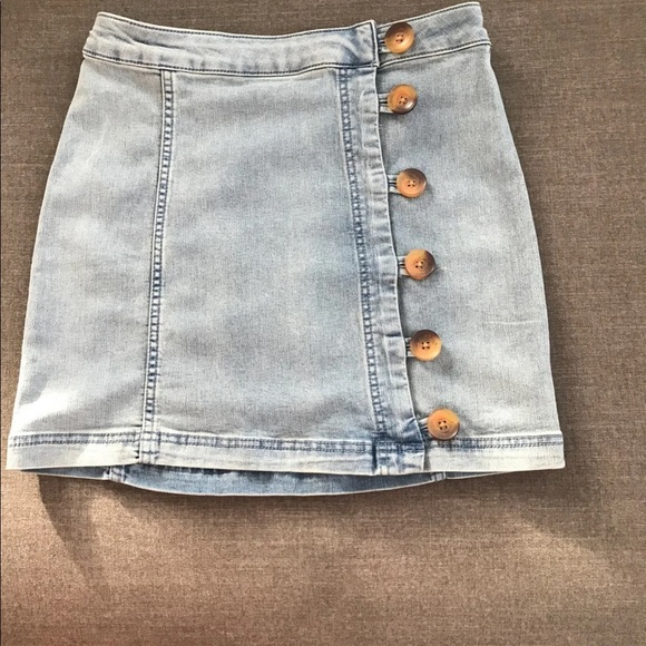 Free People Dresses & Skirts - Free People Denim skirt